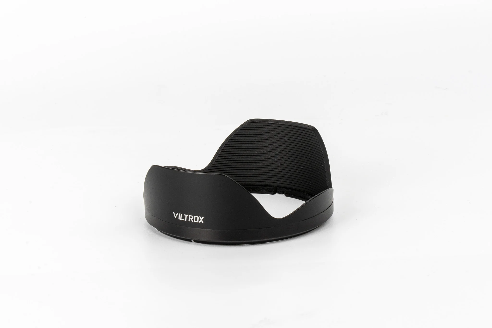 Viltrox AF 16mm F1.8 Full-Frame Lens for Sony E-Mount - Image 11