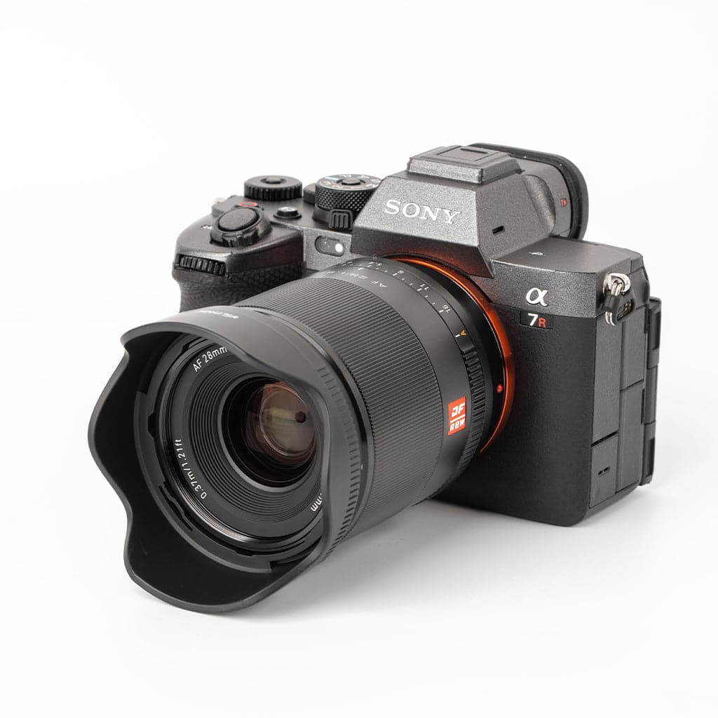 Viltrox AF 28mm F1.8 Full-Frame Lens for Sony E-Mount - Image 3