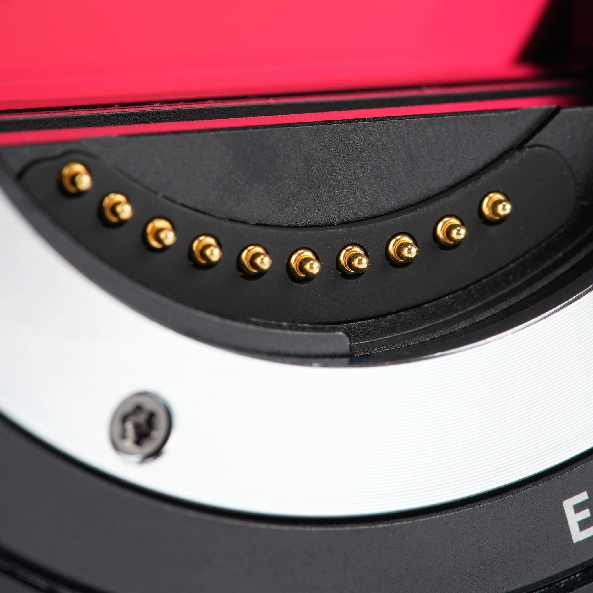 Viltrox E-T10 II AF Adapter Ring - Image 5