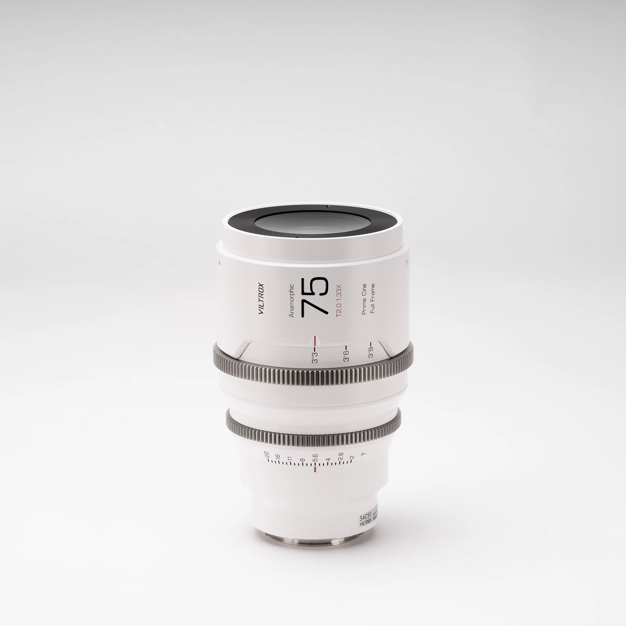 Viltrox EPIC 75mm T2.0 1.33X PL Full-Frame Anamorphic Cine Lens - Image 5