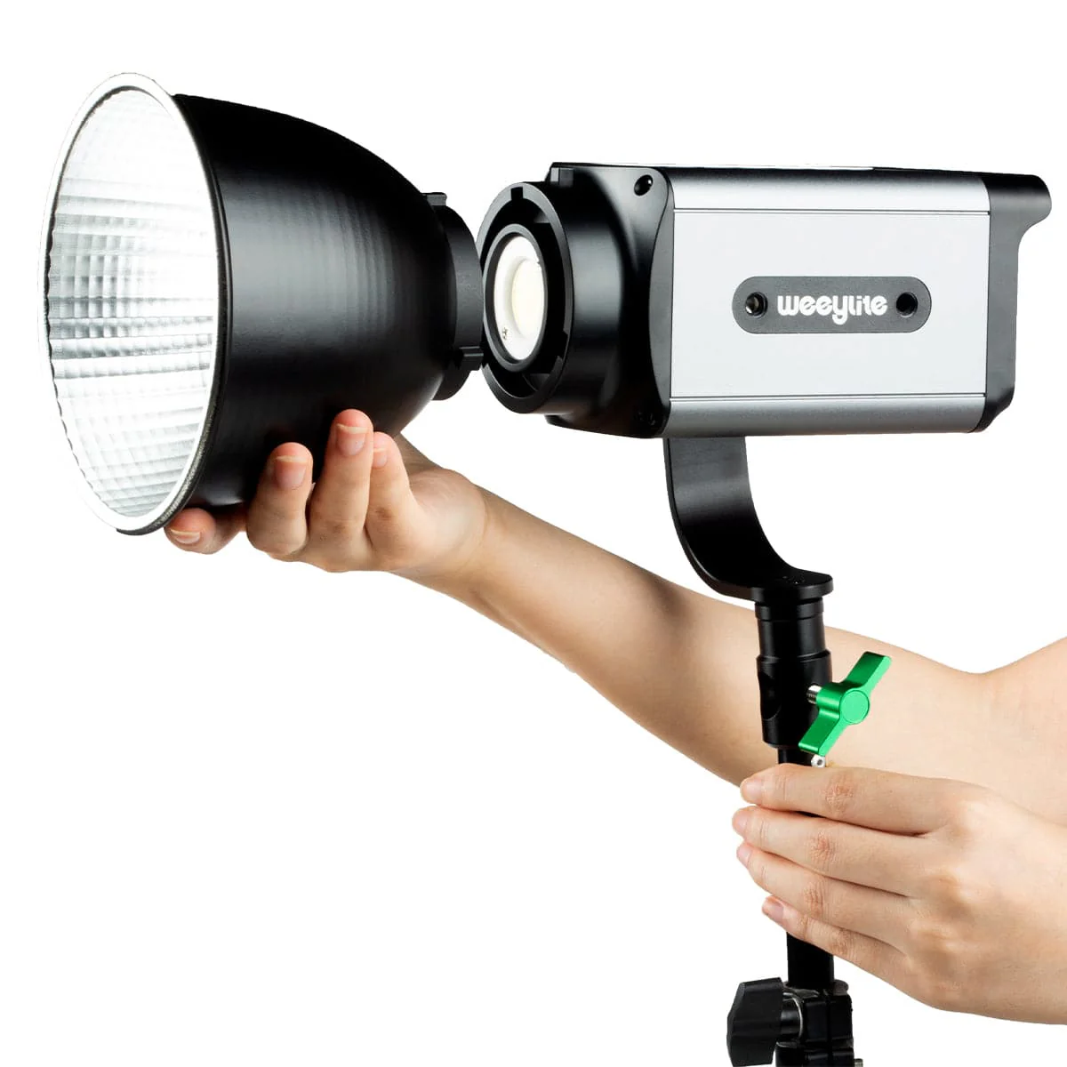 Viltrox Ninja 200 Bi-color COB LED Light - Image 5